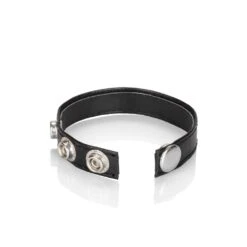 CalExotics Leather 3-Snap Ring Black -Sexspielzeug Geschäft leather 3 snap ring black5